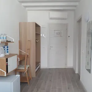 La Nuova Fabbrica Delle Caramelle 2* Milano